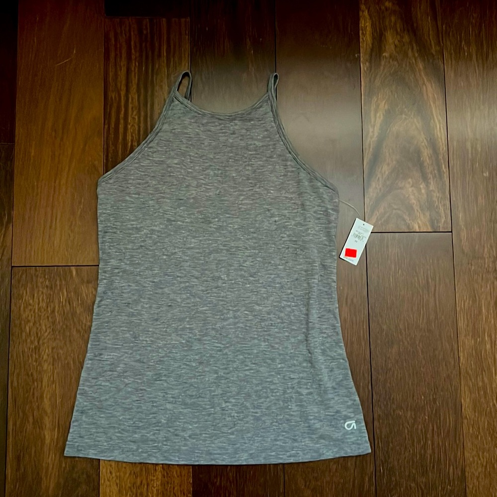 GapFit tank top with bra inside size XS brand new with tags